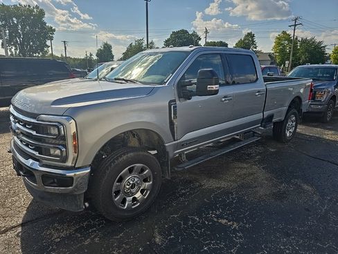 Used 2024 Ford F250 Lariat w/ Lariat Ultimate Package AWD/4WD image 1