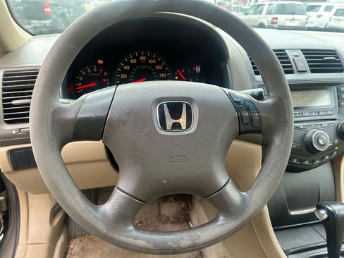 Used 2004 Honda Accord LX image 14