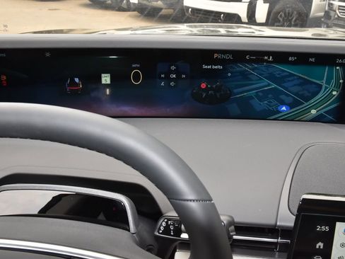 New 2026 Lincoln Nautilus Premier w/ Equipment Group 102A image 33