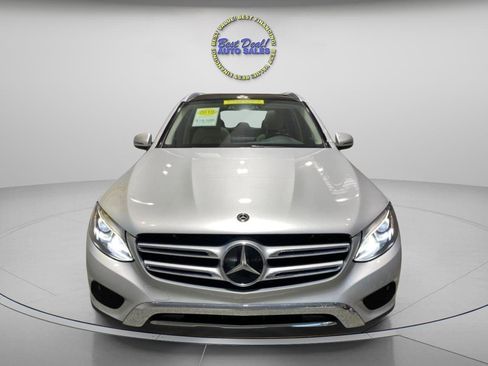 Used 2018 Mercedes-Benz GLC 300 4MATIC image 7