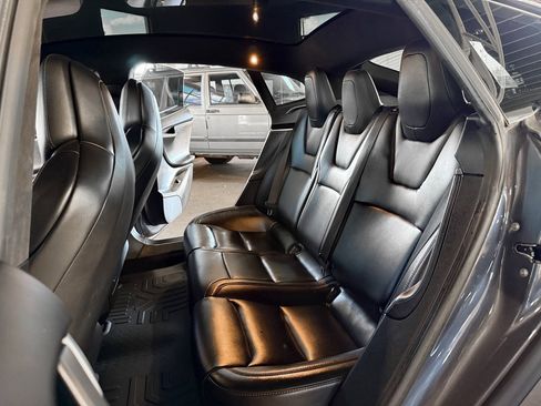 Used 2018 Tesla Model S 75D image 31