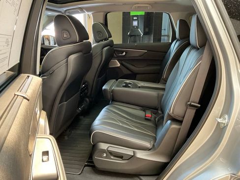 Certified 2026 Acura MDX SH-AWD w/ Advance Package image 25