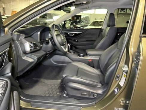 Used 2025 Subaru Outback Touring XT AWD/4WD image 24