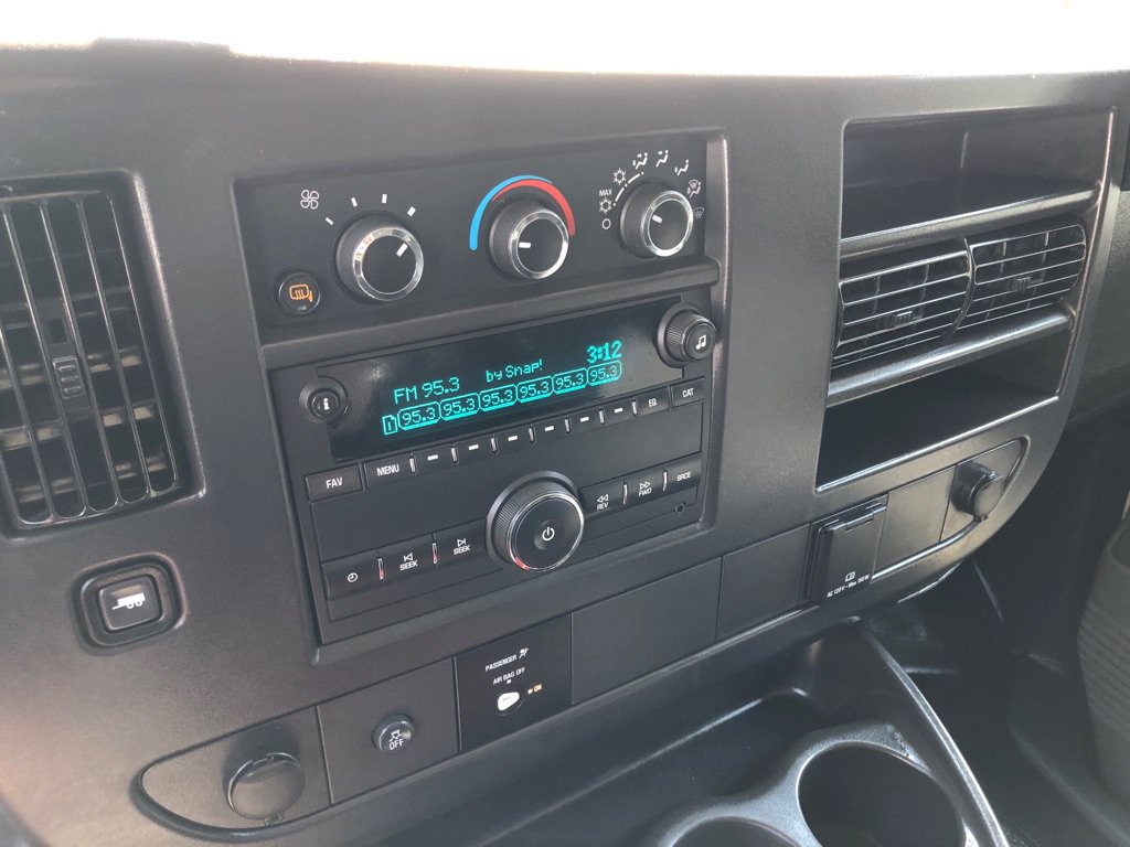 Used 2025 GMC Savana 2500 w/ Driver Convenience Package RWD image 27