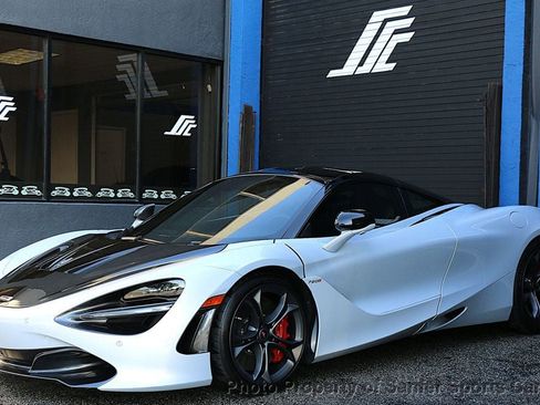Used 2018 McLaren 720S Luxury RWD image 4