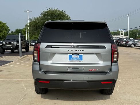 Used 2024 Chevrolet Tahoe RST w/ Luxury Package AWD/4WD image 4