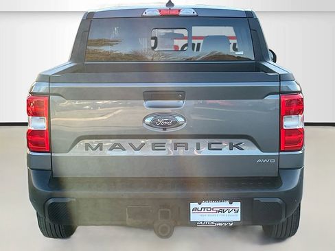 Used 2024 Ford Maverick Lariat image 6