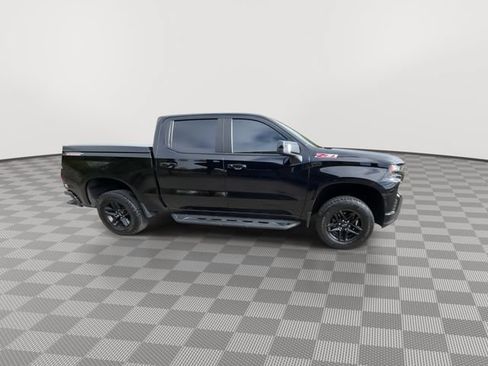 Used 2021 Chevrolet Silverado 1500 LT Trail Boss w/ Convenience Package II AWD/4WD image 9