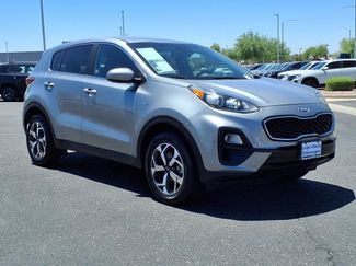 Used 2021 Kia Sportage LX image 1