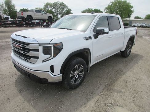 New 2026 GMC Sierra 1500 SLE AWD/4WD image 10