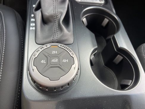 New 2025 Ford Bronco Outer Banks image 18