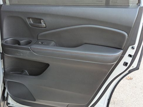 Used 2022 Honda Pilot TrailSport image 25