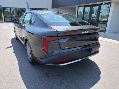 Used 2025 Kia K4 FWD image 10