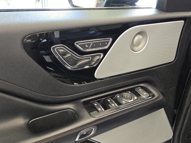Used 2020 Lincoln Aviator Reserve w/ Equipment Group 202A AWD/4WD image 23
