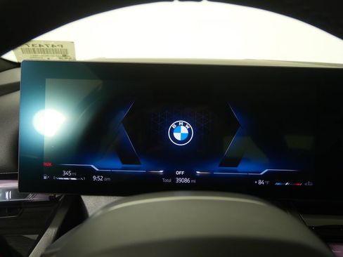 Used 2024 BMW 540i xDrive w/ Executive Package AWD/4WD image 19