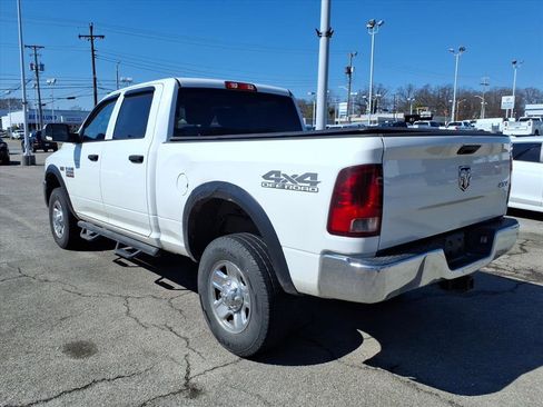Used 2018 RAM 2500 Tradesman w/ Chrome Appearance Group image 3