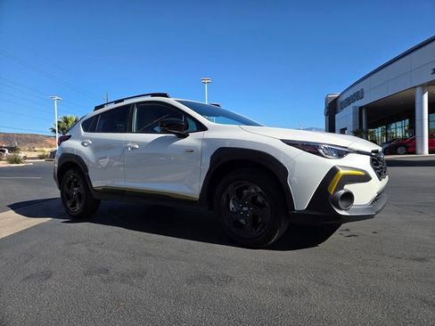 Used 2025 Subaru Crosstrek 2.5i Sport AWD/4WD image 2