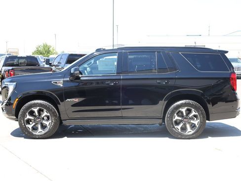 New 2026 GMC Yukon AT4 w/ AT4 Premium Plus Package AWD/4WD image 3