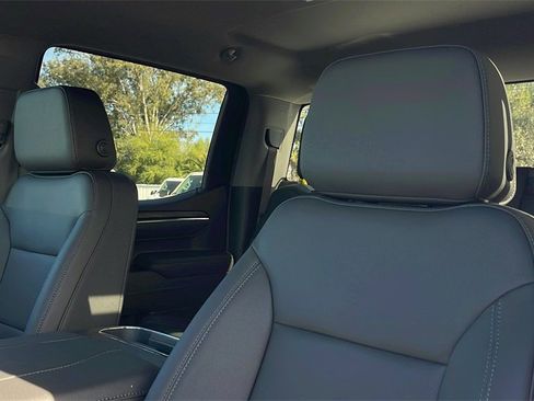 New 2026 GMC Sierra 1500 SLT w/ SLT Premium Package image 12