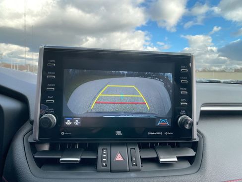 Used 2022 Toyota RAV4 XSE w/ Weather Package image 18