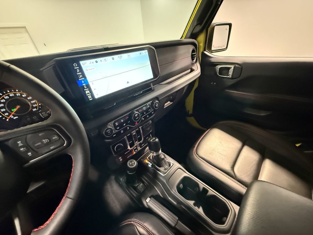 Used 2024 Jeep Wrangler Unlimited Rubicon AWD/4WD image 83