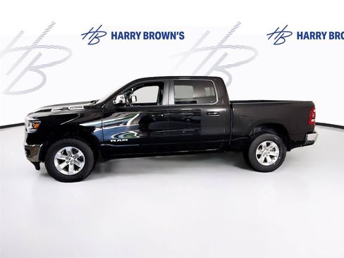 Used 2024 RAM 1500 Laramie AWD/4WD image 28