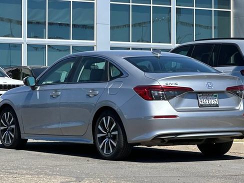 Used 2022 Honda Civic EX image 10