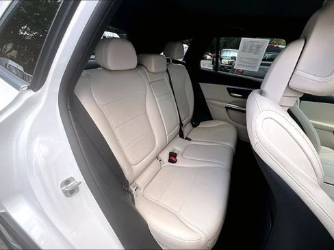 Used 2026 Mercedes-Benz GLC 300 4MATIC image 16