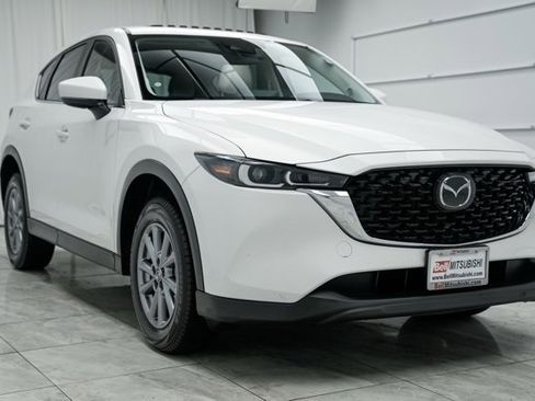 Used 2023 MAZDA CX-5 AWD 2.5 S w/ Preferred Package image 4