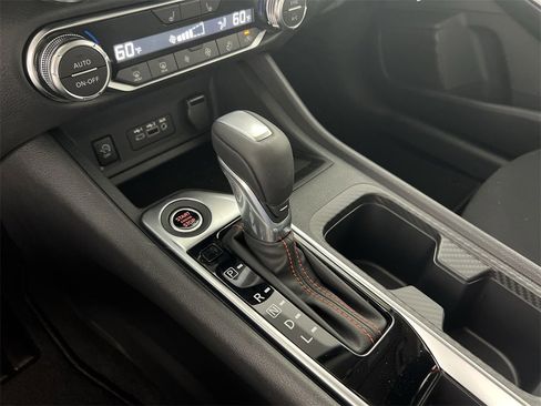 New 2025 Nissan Sentra SR image 23