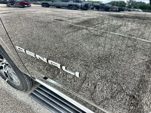 New 2026 GMC Yukon XL Denali w/ Denali Reserve Package image 14