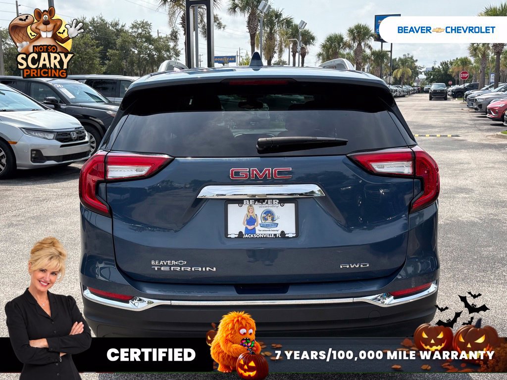 Used 2024 GMC Terrain SLT AWD/4WD image 6