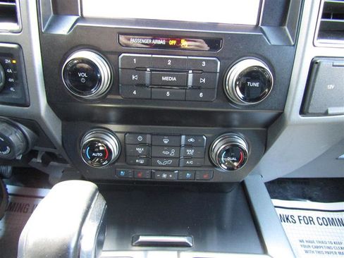 Used 2020 Ford F150 Raptor w/ Equipment Group 802A Luxury image 24