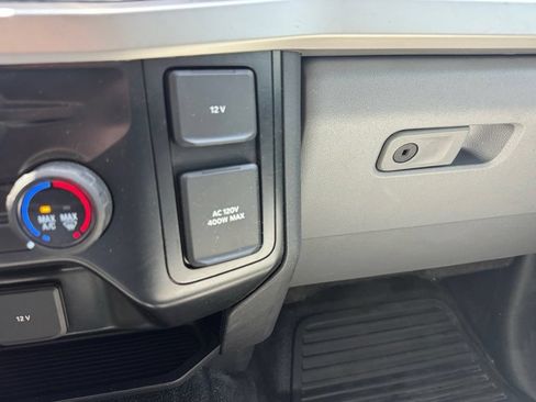 Used 2024 Ford F250 XL RWD image 32