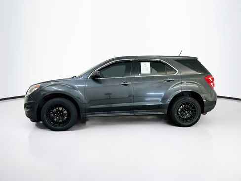 Used 2017 Chevrolet Equinox LS AWD/4WD image 4