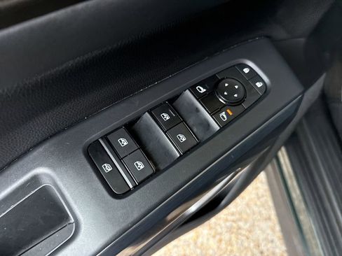 Used 2024 Nissan Pathfinder Rock Creek AWD/4WD image 22