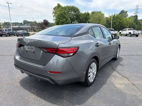 Used 2025 Nissan Sentra S FWD image 5