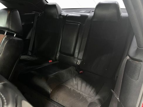 Used 2016 Dodge Challenger R/T Scat Pack w/ Leather Interior Group image 28