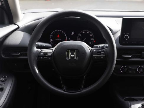 Used 2023 Honda HR-V LX image 27