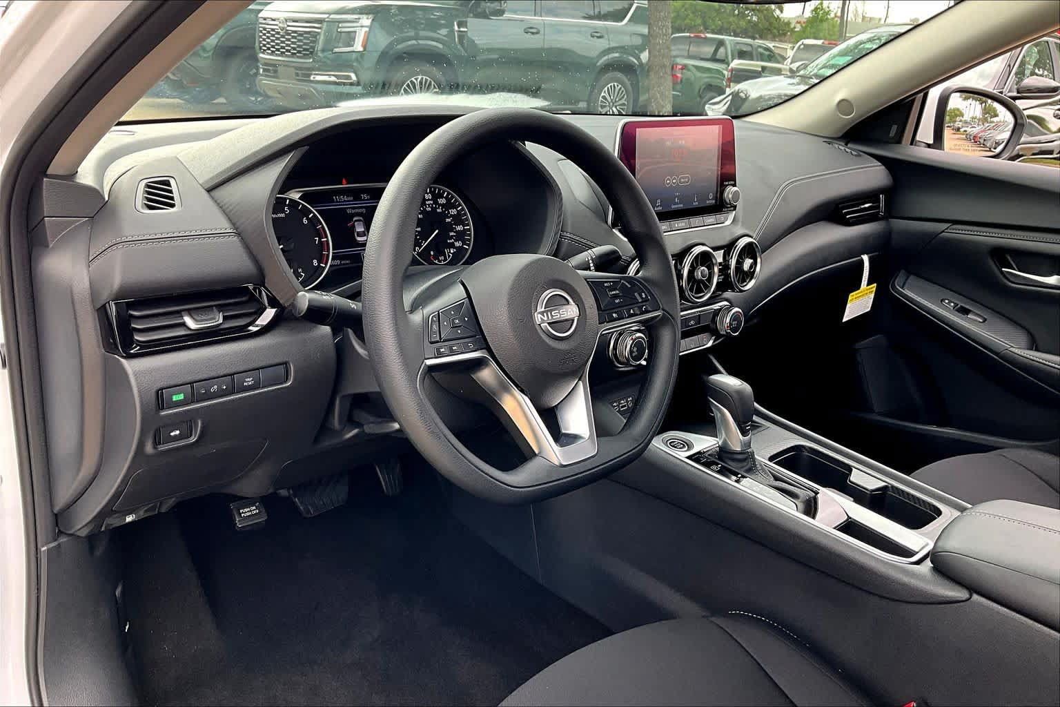 Used 2025 Nissan Sentra SV w/ Trunk Package FWD image 16