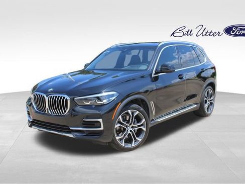 Used 2023 BMW X5 sDrive40i w/ Premium Package RWD image 1