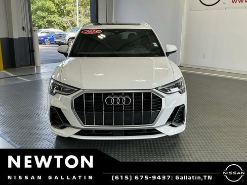 Used 2025 Audi Q3 2.0T Premium AWD/4WD image 23