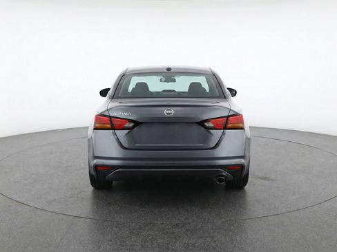 Used 2025 Nissan Altima 2.5 SV FWD image 7