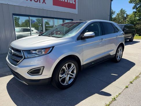 Used 2017 Ford Edge Titanium w/ Technology Package AWD/4WD image 26