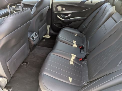Used 2022 Mercedes-Benz E 350 Sedan image 20
