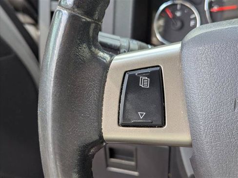 Used 2010 Jeep Liberty Renegade w/ Premium Group AWD/4WD image 11