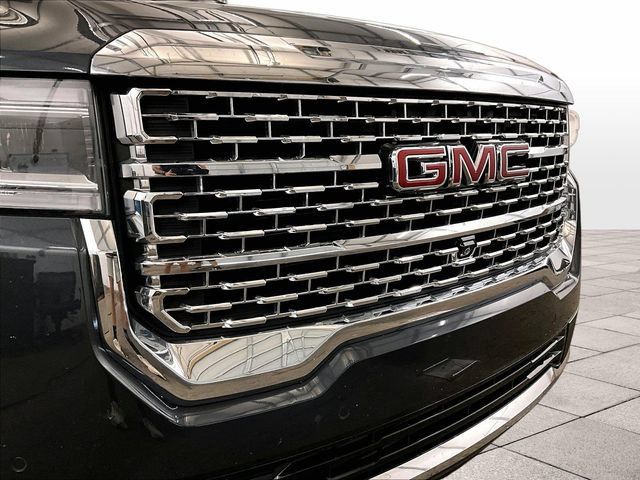 Used 2023 GMC Acadia Denali w/ Denali Technology Package AWD/4WD image 30