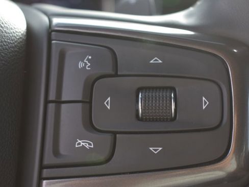 Used 2024 Chevrolet Silverado 1500 High Country w/ Technology Package image 22