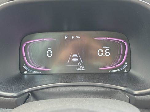 Used 2024 Kia Soul LX w/ Option Group 015 FWD image 11