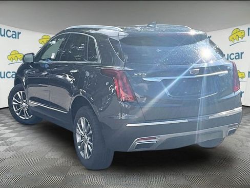 Used 2021 Cadillac XT5 Premium Luxury AWD/4WD image 2